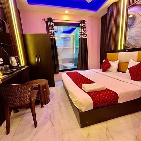 Jupiter Plaza- A Brand Of The Reality Hotel Ню Делхи Екстериор снимка