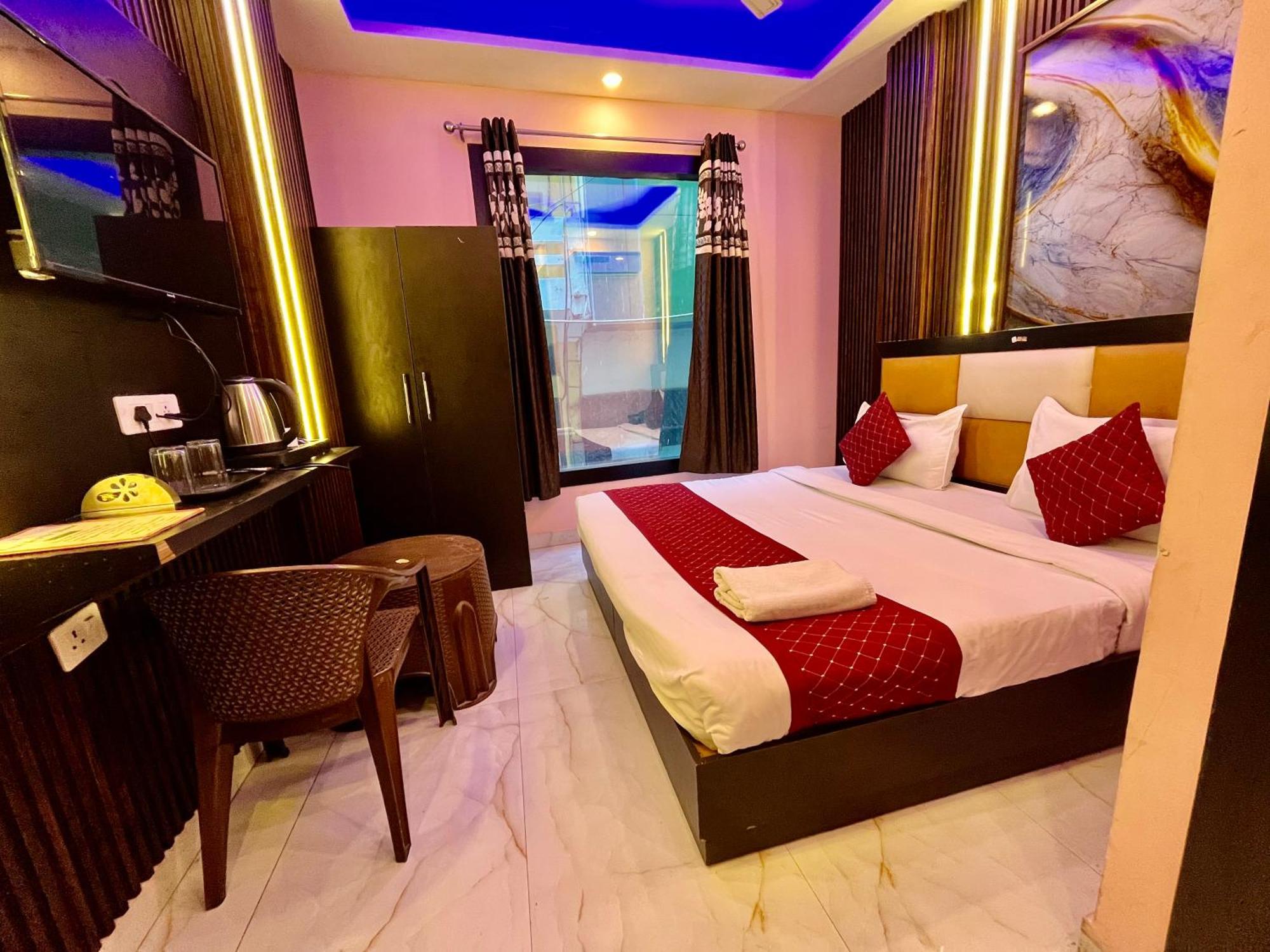 Jupiter Plaza- A Brand Of The Reality Hotel Ню Делхи Екстериор снимка